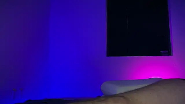 mcklister kinky feets online show from June 2026 04:11:01 AM