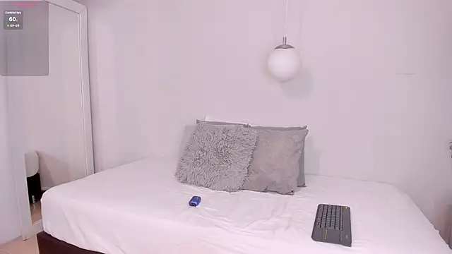 Snooky Clinton online show from October 2025 09:02:01 PM