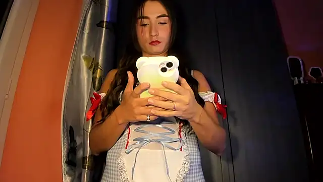 wanderlustxxx  online show from November 2025 05:35:01 PM