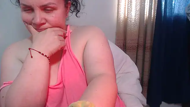 agathamiller01 online show from December 2025 07:53:02 PM