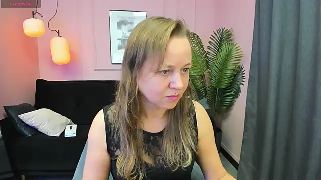 Snapshot of GabrielGold chatting on November 2025 08:43:01 PM GabrielGold online show from November 2025 08:43:01 PM