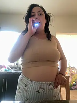 MileyGia online show from March 2026 02:54:01 PM