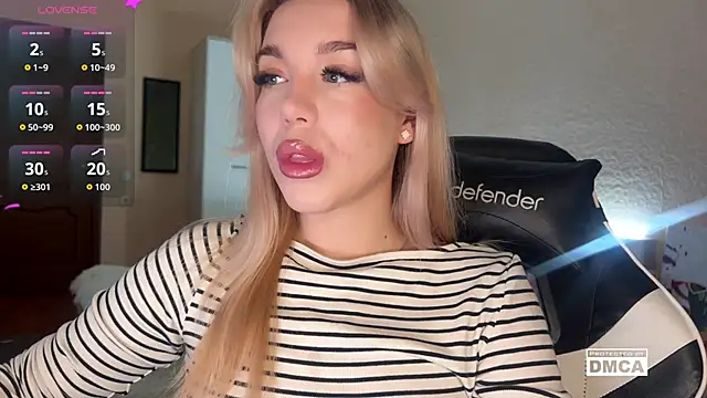 Snapshot of ariashaa chatting on November 2025 03:22:01 PM ariashaa online show from November 2025 03:22:01 PM