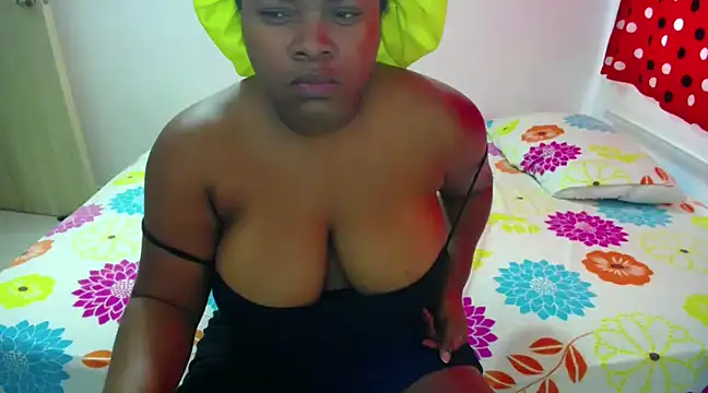 Snapshot of dayanasanz chatting on February 2025 07:10:01 PM dayanasanz online show from February 2025 07:10:01 PM