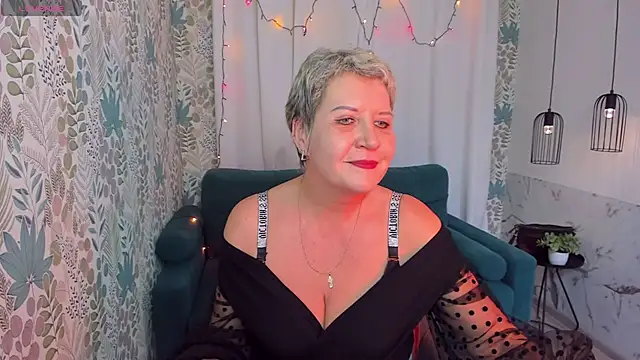 Snapshot of KathySunn chatting on January 2025 05:15:02 PM KathySunn online show from January 2025 05:15:02 PM