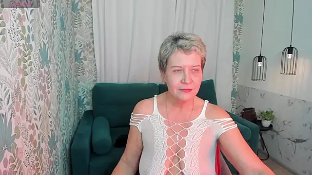 Snapshot of KathySunn chatting on January 2025 04:38:01 PM KathySunn online show from January 2025 04:38:01 PM