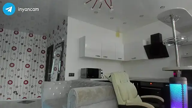 Snapshot of _in_yan chatting on January 2025 09:12:01 AM in yan online show from January 2025 09:12:01 AM