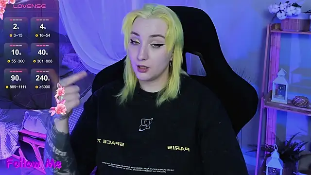 AsheLucker online show from October 2025 02:40:02 AM