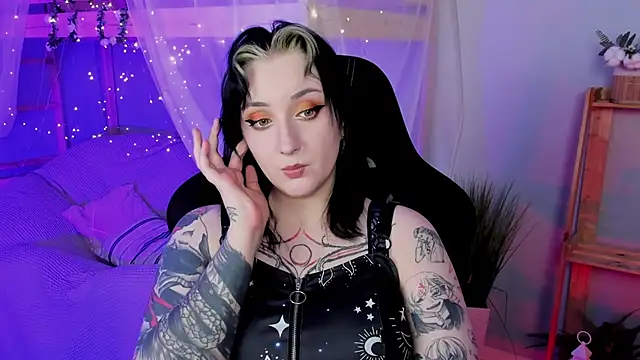 AsheLucker online show from October 2025 11:07:01 PM