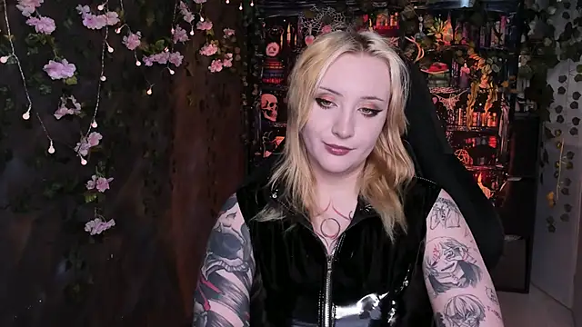 AsheLucker online show from June 2026 06:33:01 AM