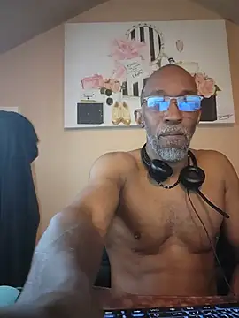 Lonelynudist59 online show from July 2026 12:08:02 PM