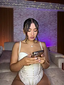 Ambar pe  online show from June 2026 03:26:01 AM