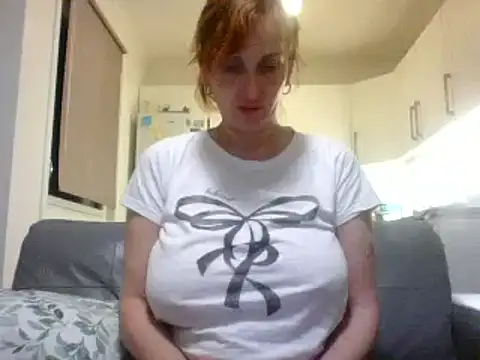 Snapshot of MssAngela chatting on January 2025 05:55:02 PM MssAngela online show from January 2025 05:55:02 PM