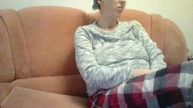 Snapshot of MssAngela chatting on October 2025 01:34:01 PM MssAngela online show from October 2025 01:34:01 PM