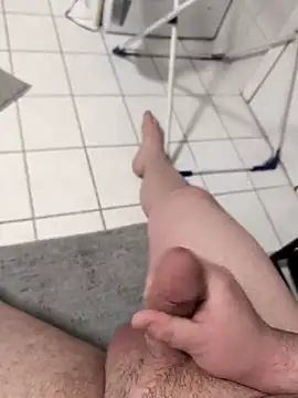 Snapshot of Philip266@xh chatting on February 2025 05:16:01 AM Philip266xh online show from February 2025 05:16:01 AM