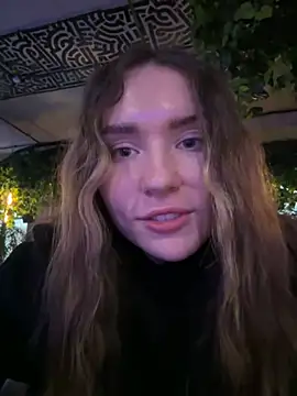 Snapshot of AprilinAlba chatting on January 2025 02:28:02 AM AprilinAlba online show from January 2025 02:28:02 AM