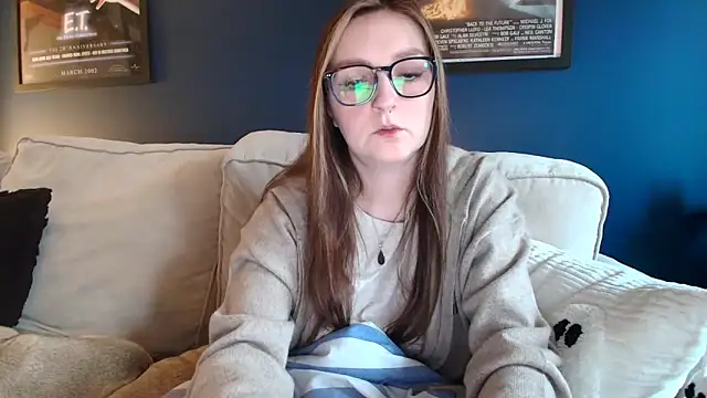 short sweetpea online show from November 2025 03:16:02 PM