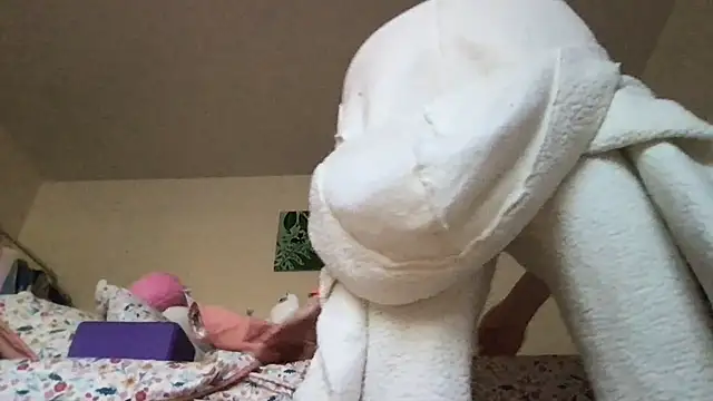 Snapshot of HYPHYtype chatting on September 2025 03:14:01 PM HYPHYtype online show from September 2025 03:14:01 PM