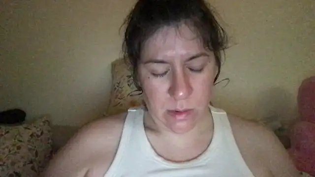 Snapshot of HYPHYtype chatting on October 2025 08:23:02 AM HYPHYtype online show from October 2025 08:23:02 AM