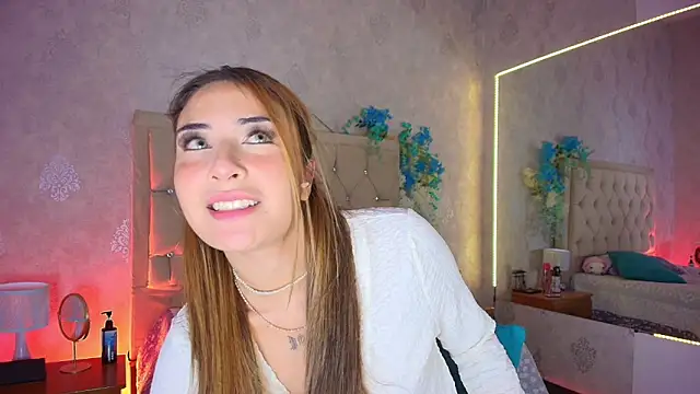 nini love01 online show from October 2025 04:12:01 AM