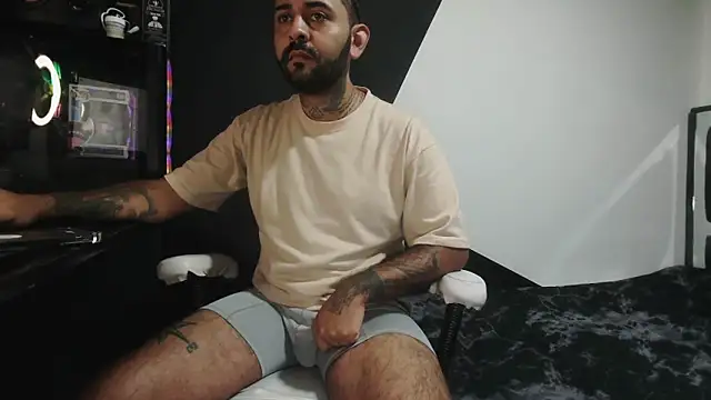 TeddyGominola  online show from October 2025 04:15:02 PM