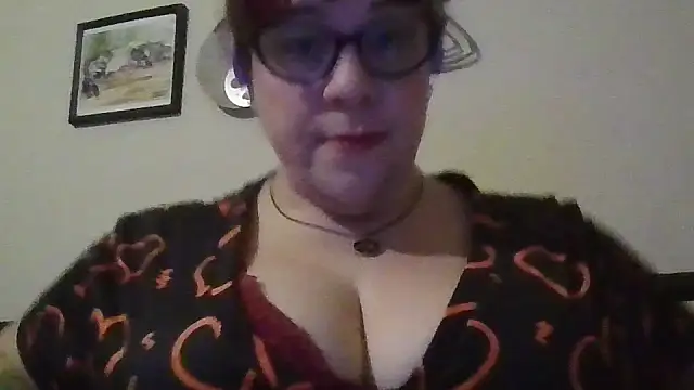 Snapshot of GothyBaby chatting on January 2025 03:23:02 AM GothyBaby online show from January 2025 03:23:02 AM