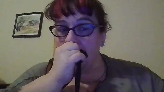 Snapshot of GothyBaby chatting on February 2025 01:10:01 AM GothyBaby online show from February 2025 01:10:01 AM