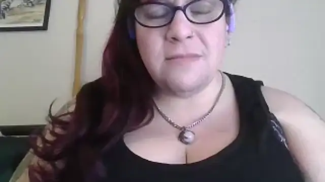 Snapshot of GothyBaby chatting on February 2025 04:59:01 PM GothyBaby online show from February 2025 04:59:01 PM