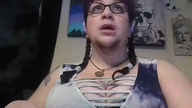 Snapshot of GothyBaby chatting on November 2025 05:44:01 PM GothyBaby online show from November 2025 05:44:01 PM