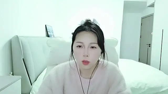 Sunset glow online show from November 2025 03:04:01 PM