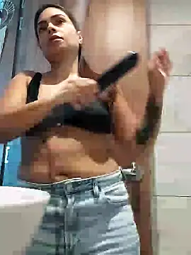 Snapshot of Ivanna2 chatting on January 2025 03:37:01 PM Ivanna2 online show from January 2025 03:37:01 PM