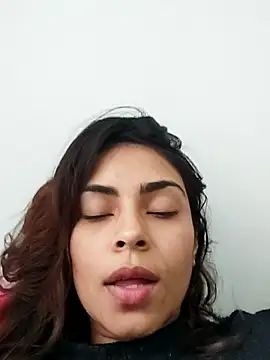 Snapshot of Ivanna2 chatting on March 2025 09:03:01 PM Ivanna2 online show from March 2025 09:03:01 PM