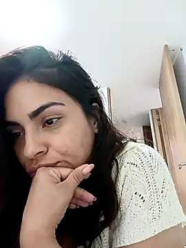 Ivanna2 online show from May 2026 01:00:01 AM