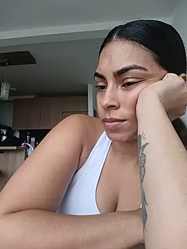 Ivanna2 online show from May 2026 02:45:01 PM