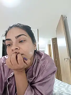 Ivanna2 online show from May 2026 10:50:03 PM