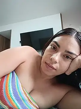 Ivanna2 online show from July 2026 12:20:01 PM