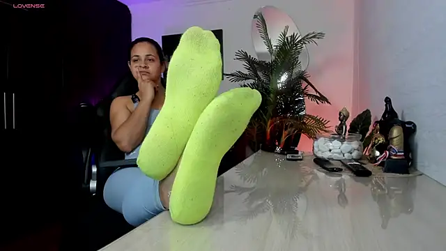 Snapshot of Amaia_Bushida chatting on October 2025 03:07:02 AM Amaia Bushida online show from October 2025 03:07:02 AM