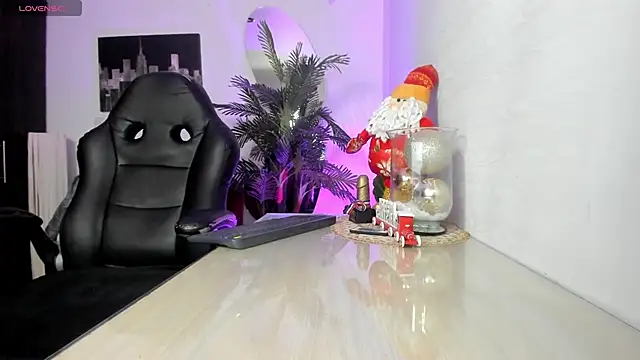 Snapshot of Amaia_Bushida chatting on November 2025 02:37:02 AM Amaia Bushida online show from November 2025 02:37:02 AM