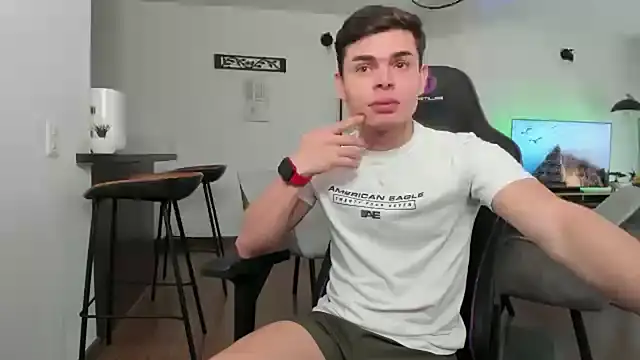 alejooo twink online show from February 2025 06:53:01 PM