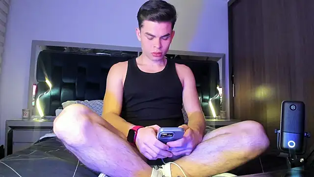 alejooo twink online show from January 2026 02:58:02 AM