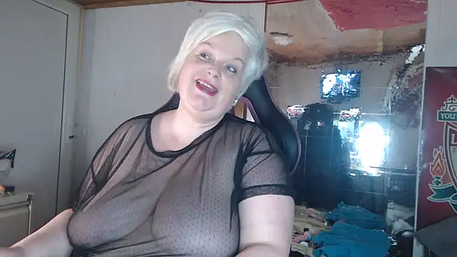 sexychazza16 online show from December 2024 07:34:02 PM