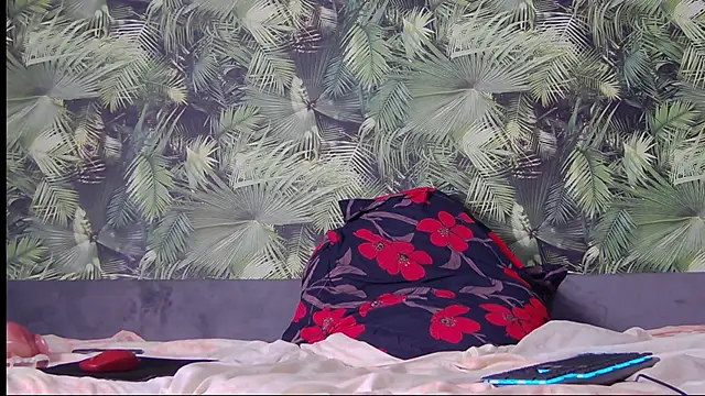 Alison Drew online show from March 2025 06:51:02 AM