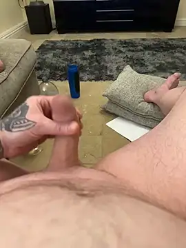 Snapshot of Dannyboy1430 chatting on March 2025 12:05:01 AM Dannyboy1430 online show from March 2025 12:05:01 AM