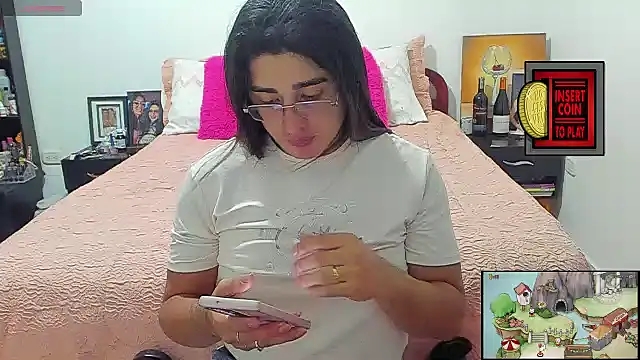 Snapshot of Khalifa_Gold chatting on December 2024 12:59:02 AM Khalifa Gold online show from December 2024 12:59:02 AM