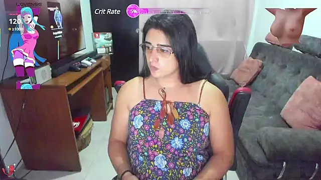 Snapshot of Khalifa_Gold chatting on February 2025 08:06:01 AM Khalifa Gold online show from February 2025 08:06:01 AM
