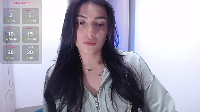 Snapshot of EricaVanderhill chatting on October 2025 08:37:02 PM EricaVanderhill online show from October 2025 08:37:02 PM