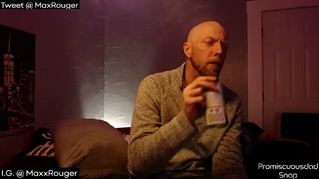 Snapshot of MaxRouger chatting on January 2025 08:56:01 AM MaxRouger online show from January 2025 08:56:01 AM