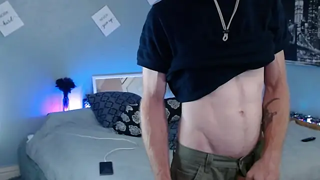 Snapshot of MaxRouger chatting on October 2025 08:12:01 AM MaxRouger online show from October 2025 08:12:01 AM