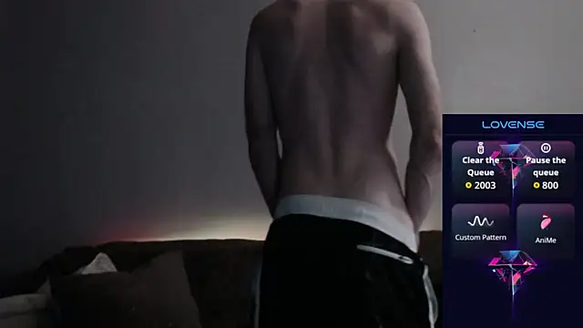 Snapshot of MaxRouger chatting on November 2025 06:36:02 AM MaxRouger online show from November 2025 06:36:02 AM