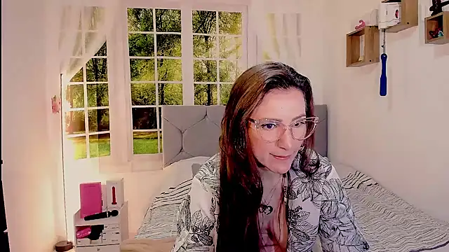 vanessabrown  online show from June 2026 03:58:02 PM